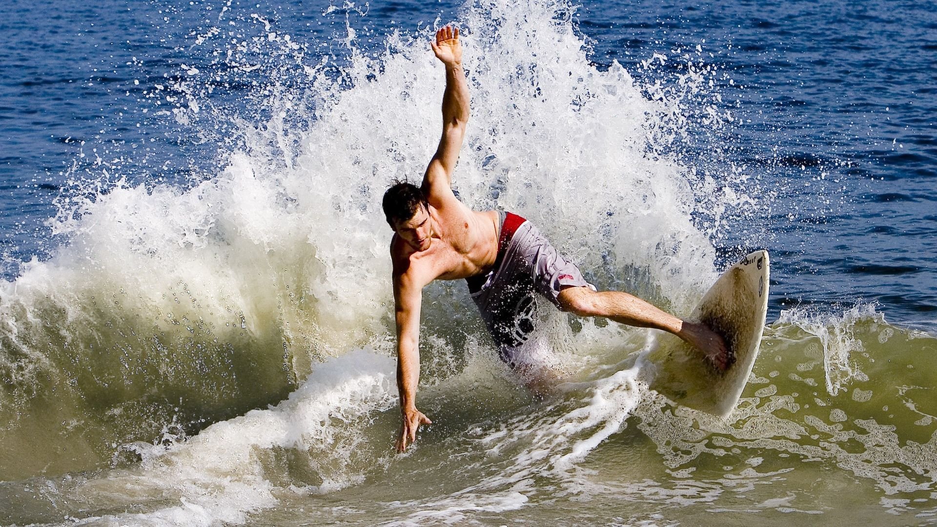 “意甲战况紧密，逆袭局面不断出现”，意甲战绩