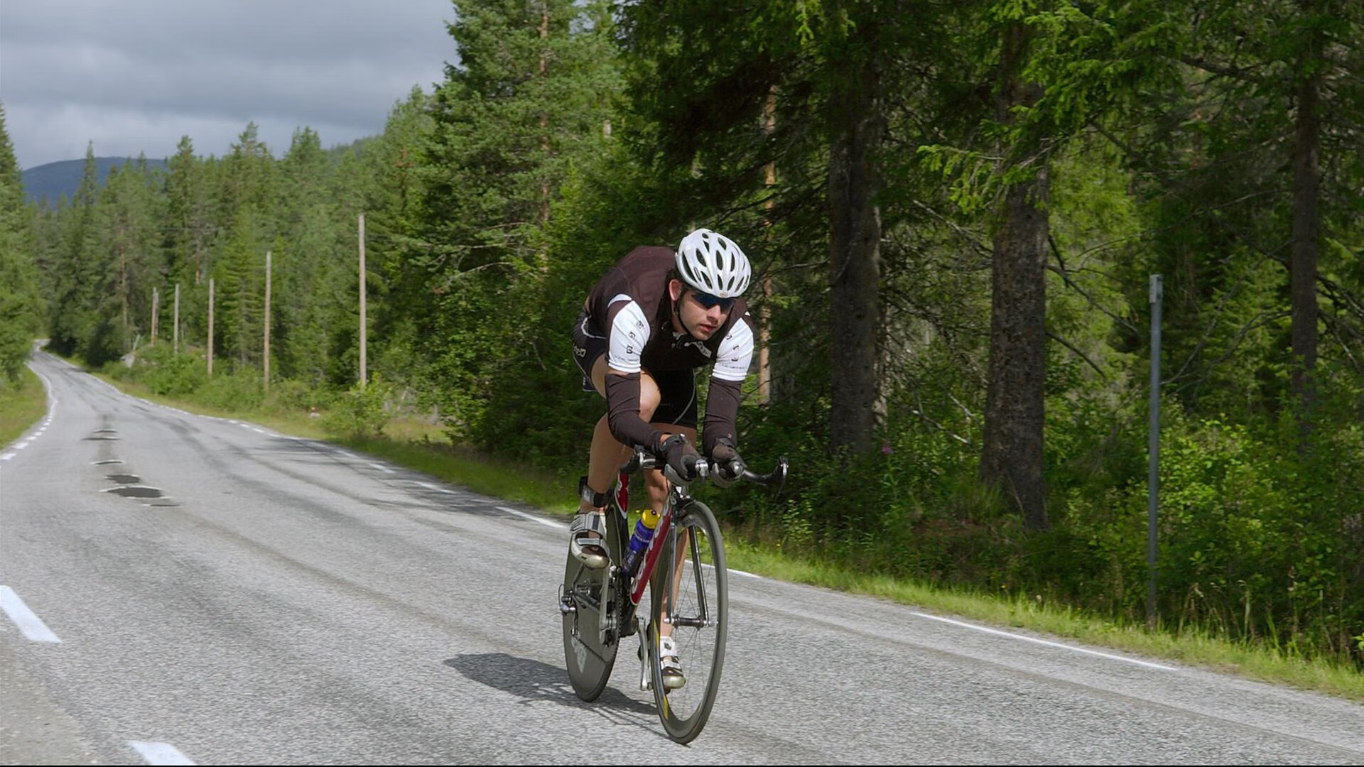 青岛队面对贵州,拼尽全力保持积极状态,青岛队比赛直播